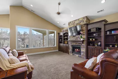 1350 Kays Creek Dr, Layton, UT 84040 - Photo 18