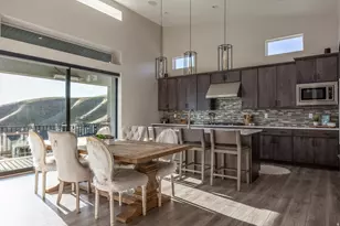 5573 N Canyon Rim Rd, Lehi, UT 84048 - Photo 18