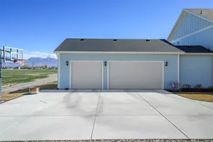 192 W Founders Blvd, Saratoga Springs, UT 84045 - Photo 46