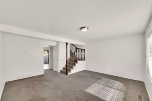 1113 Country Hills Dr, Ogden, UT 84403 - Photo 4