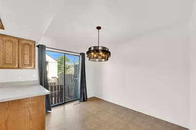 1113 Country Hills Dr #B2, Ogden, UT 84403 - Photo 6