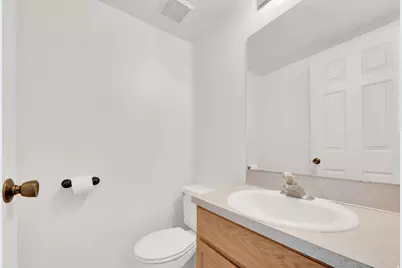 1113 Country Hills Dr #B2, Ogden, UT 84403 - Photo 10