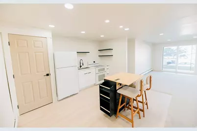 610 S 800 E, Centerville, UT 84014 - Photo 28