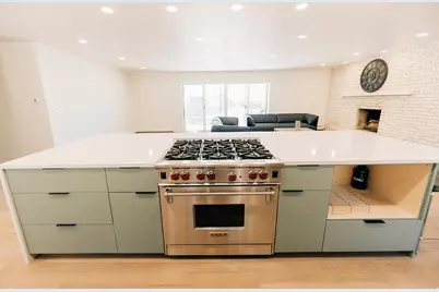 610 S 800 E, Centerville, UT 84014 - Photo 10