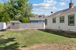 802 S Brookside Dr E, Springville, UT 84663 - Photo 28