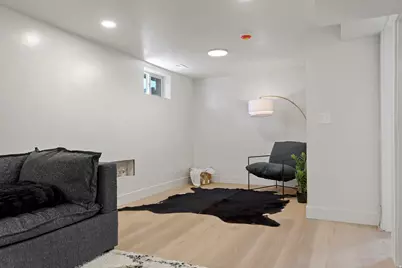 802 S Brookside Dr E, Springville, UT 84663 - Photo 16