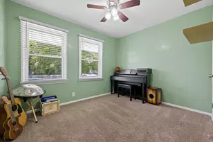 802 S Brookside Dr E, Springville, UT 84663 - Photo 12