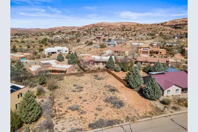 2204 S Arena Roja #2, Moab, UT 84532 - Photo 6