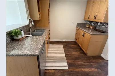 1595 W Warnock Ave, Salt Lake City, UT 84119 - Photo 6