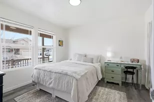 8262 S Pin Oak Dr, West Jordan, UT 84081 - Photo 12