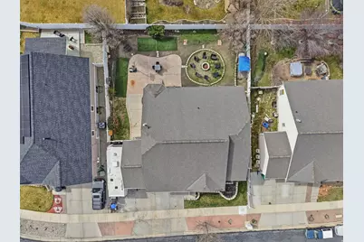 8262 S Pin Oak Dr, West Jordan, UT 84081 - Photo 26