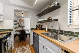 1075 Countrywoods Cir E, Cottonwood Heights, UT 84047 - Photo 12