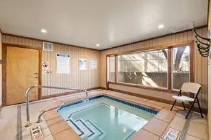 1075 Countrywoods Cir E, Cottonwood Heights, UT 84047 - Photo 28