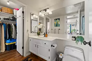 1075 Countrywoods Cir E, Cottonwood Heights, UT 84047 - Photo 20