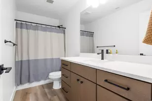 677 E Kings Landing, Tooele, UT 84074 - Photo 32