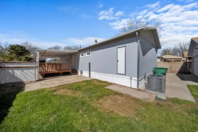 7107 S 1245 W, West Jordan, UT 84084 - Photo 26