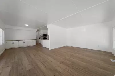 7107 S 1245 W, West Jordan, UT 84084 - Photo 8