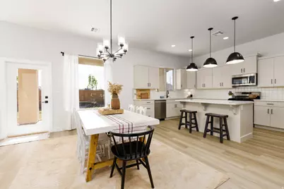 2798 E Smith Creek Dr, Washington, UT 84780 - Photo 8
