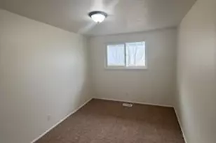 6389 W 3570 S, West Valley, UT 84128 - Photo 10