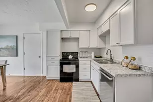 5731 S Blake Dr, Taylorsville, UT 84129 - Photo 6