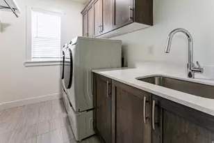 1313 E Weyburn Ln, Holladay, UT 84117 - Photo 26