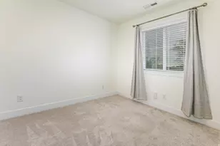 1313 E Weyburn Ln, Holladay, UT 84117 - Photo 28