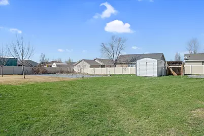 215 E 200 N, Providence, UT 84332 - Photo 38