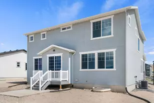 6719 N Desert Crk, Eagle Mountain, UT 84005 - Photo 4