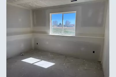 5777 W 4100 S, Hooper, UT 84315 - Photo 30