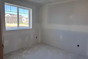 5777 W 4100 S, Hooper, UT 84315 - Photo 36