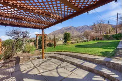 2551 E Sundown Ave, Cottonwood Heights, UT 84121 - Photo 36