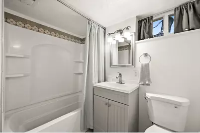 190 W 1800 S, Bountiful, UT 84010 - Photo 22