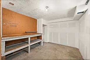 190 W 1800 S, Bountiful, UT 84010 - Photo 24