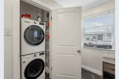 5769 S Hillside Dr, Murray, UT 84107 - Photo 16