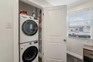 5769 S Hillside Dr, Murray, UT 84107 - Photo 16