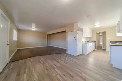 377 W 200 N, Roosevelt, UT 84066 - Photo 4