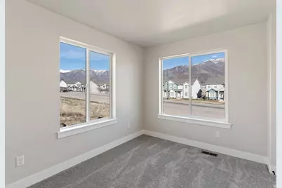 3138 N 1675 E, Layton, UT 84040 - Photo 20