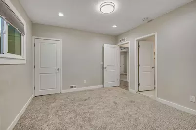 422 S Post St, Salt Lake City, UT 84104 - Photo 10