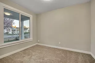 422 S Post St, Salt Lake City, UT 84104 - Photo 6