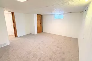 7700 S 1530 W, West Jordan, UT 84084 - Photo 18