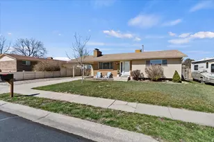 2164 W Camelot Way S, West Jordan, UT 84084 - Photo 26