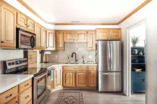 939 S Donner Way E, Salt Lake City, UT 84108 - Photo 10