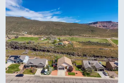 735 S Peachtree Dr, Toquerville, UT 84774 - Photo 72