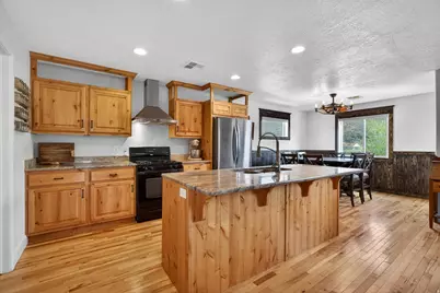 735 S Peachtree Dr, Toquerville, UT 84774 - Photo 6