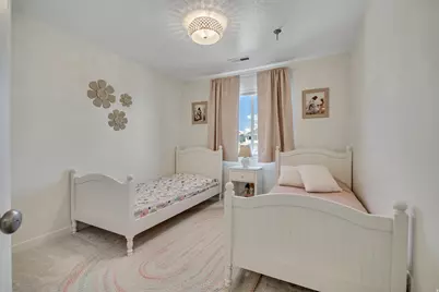 15065 S Honor Dr W, Bluffdale, UT 84065 - Photo 20