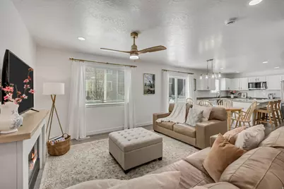 15065 S Honor Dr W, Bluffdale, UT 84065 - Photo 6