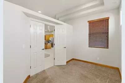 720 E Meadow Ln, Washington, UT 84780 - Photo 8