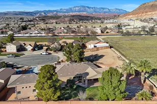 720 E Meadow Ln, Washington, UT 84780 - Photo 38