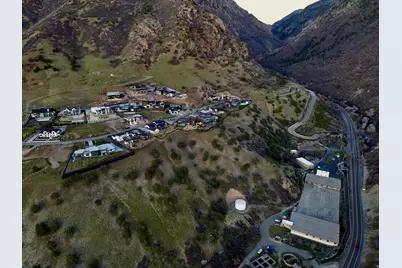 3983 E Canyon Estate Dr #31, Cottonwood Heights, UT 84121 - Photo 12