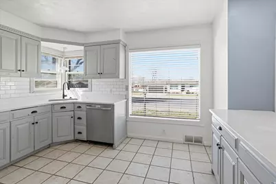 790 N 200 W, Logan, UT 84321 - Photo 8